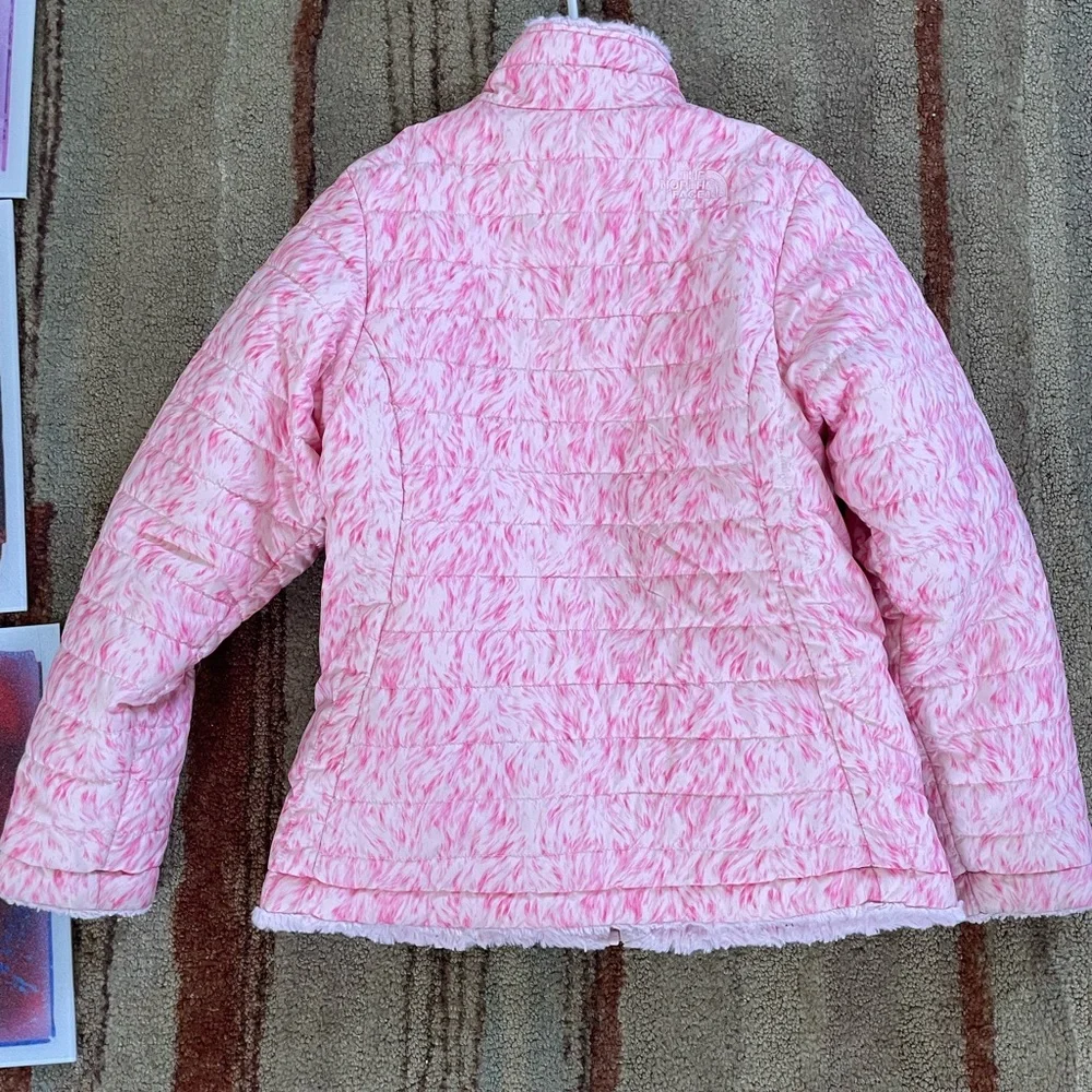 North face size 14/16 coat - Picture 2 of 3